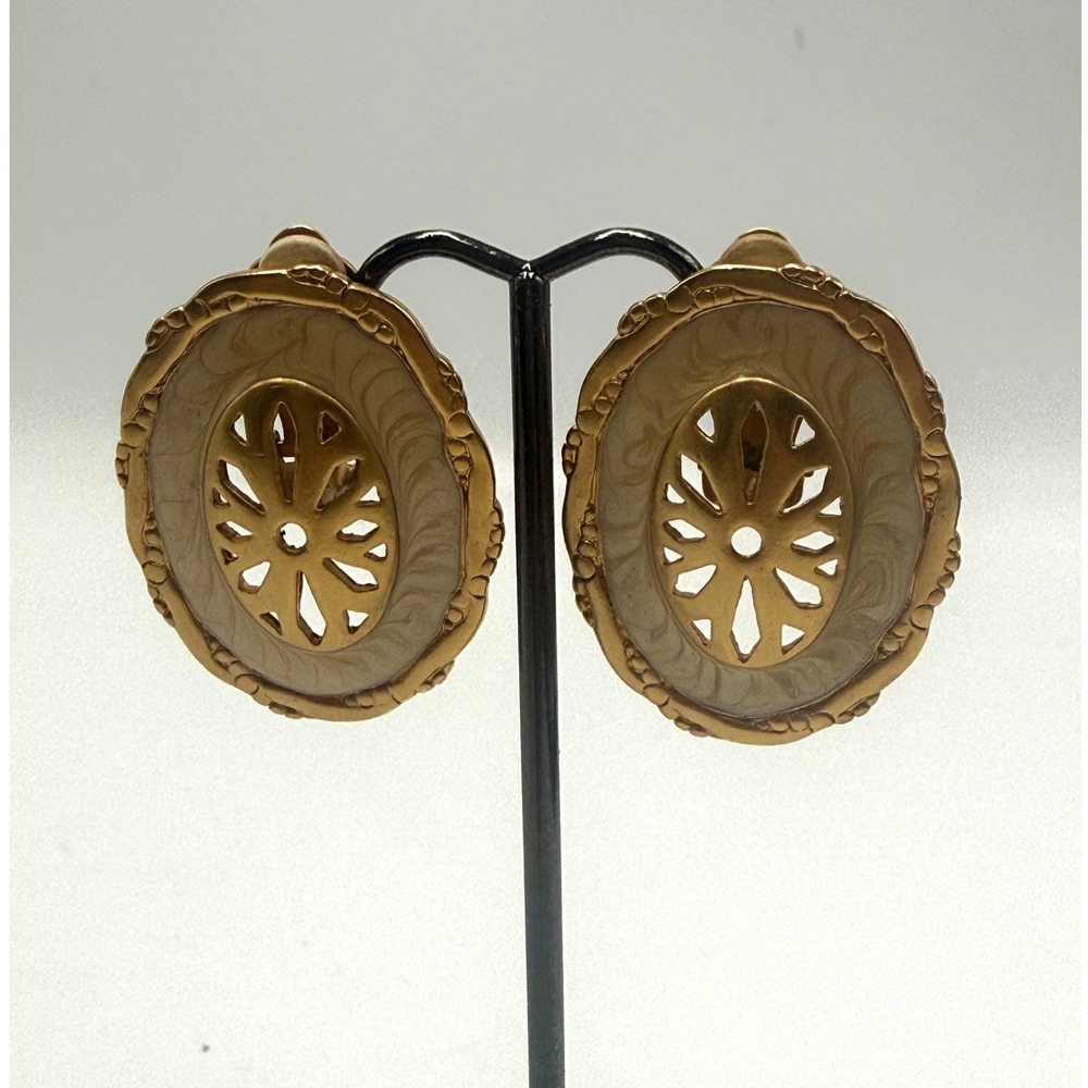 Vintage Gold Tone Oval Filigree Clip On Earrings Ivory Enamel Statement Jewelry
